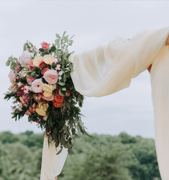 Latest Trends and Tips in Wedding Dress Sewing